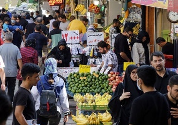 Los iraníes dudan que el levantamiento de sanciones vaya a mejorar su economía