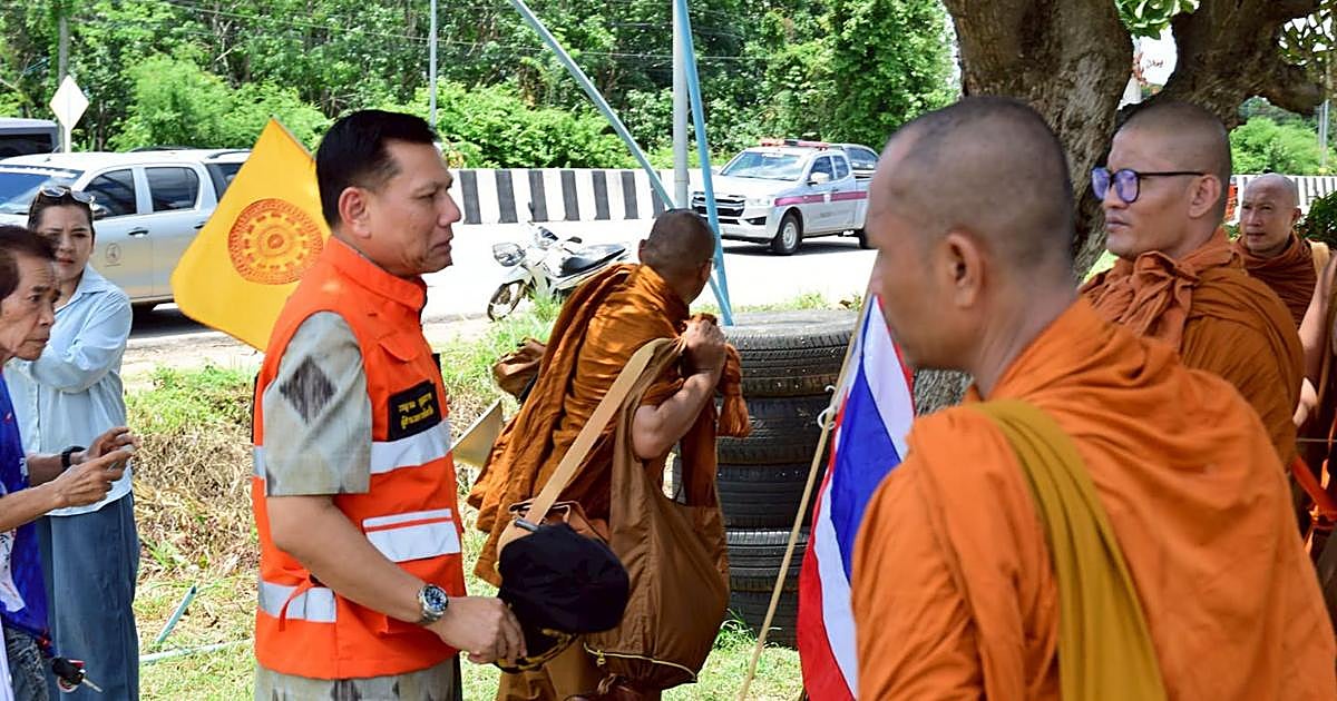 Tayland'da 11 yaşındaki çocuğun kullandığı kamyonet 9 Budist rahibi öldürdü