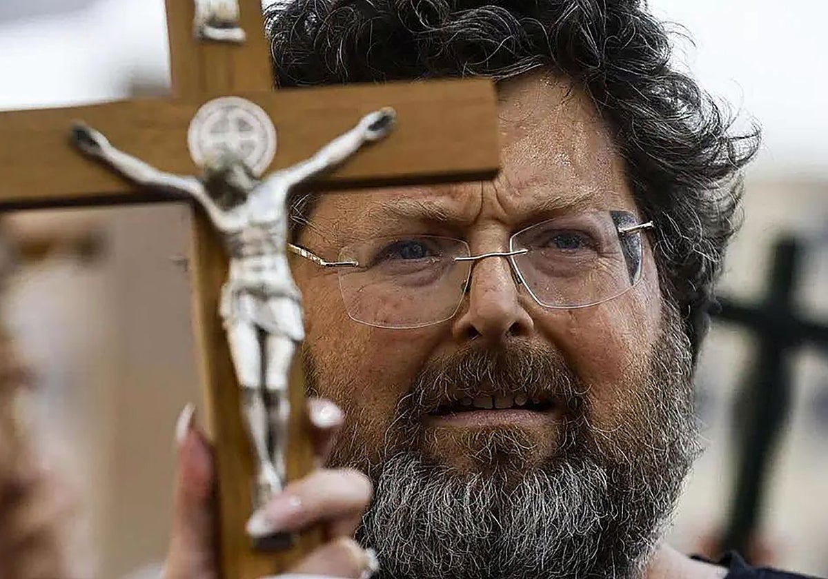 Mario Adinolfi, el fenómeno de masas que escondía una estafa monumental