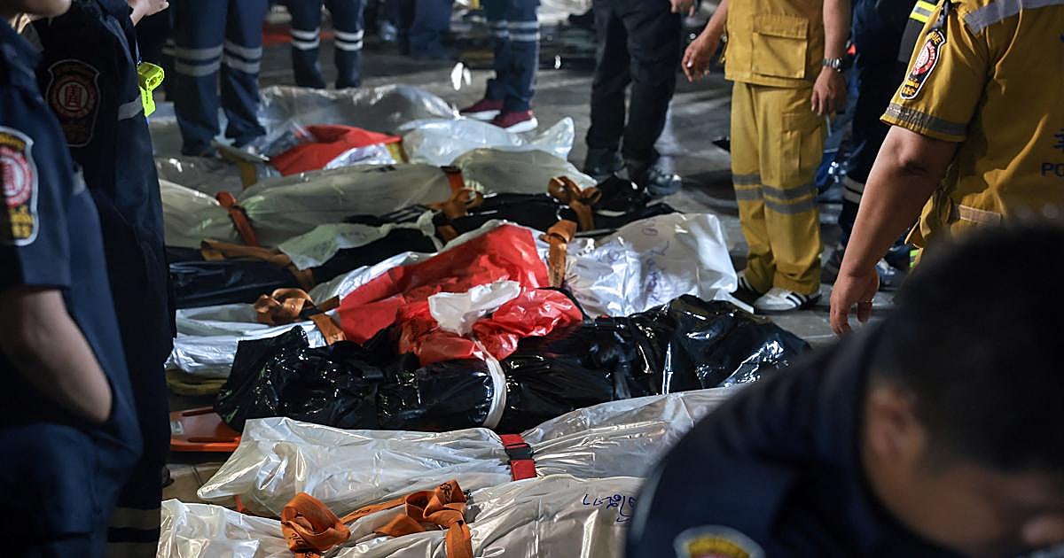 Bangkok'ta bir barda çıkan yangında en az 27 ölü, çok sayıda yaralı