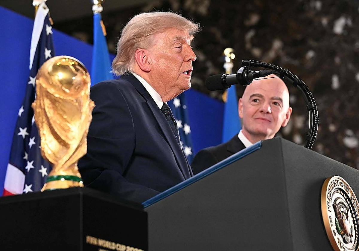 Trump amenaza con subir los aranceles a Canadá por los incendios que afectan a Nueva York antes de la final del Mundial