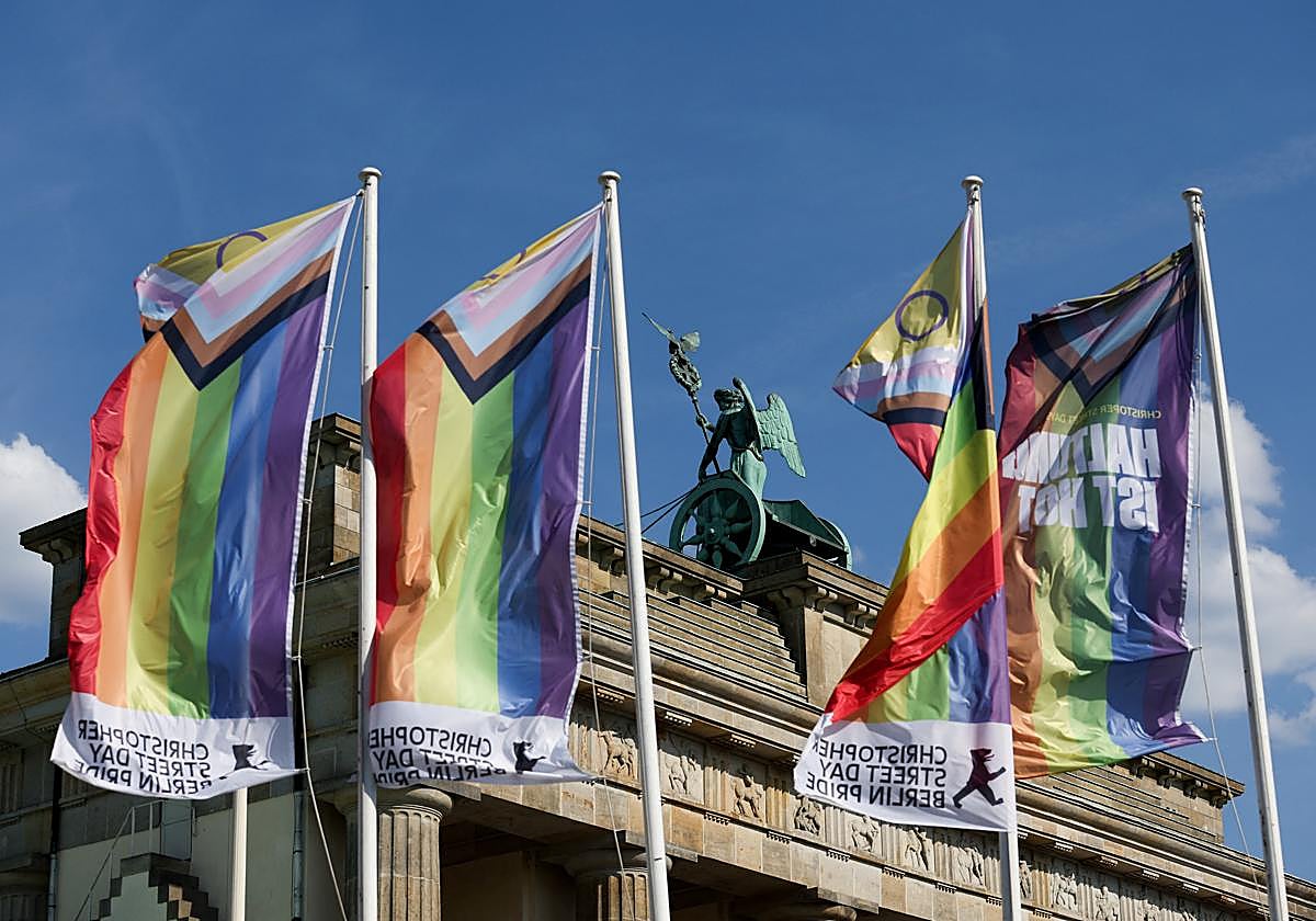 Varios heridos en un atropello múltiple en la fiesta del Orgullo en Berlín