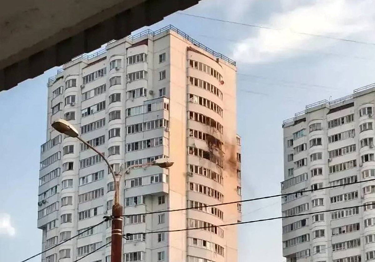 Ucrania lanza una gran ofensiva contra Moscú: 400 drones bombardean la capital rusa durante la noche