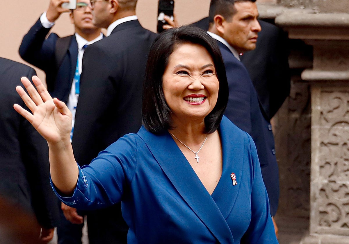 Keiko Fujimori toma posesión como presidenta de Perú e inaugura una nueva era del fujimorismo en el poder
