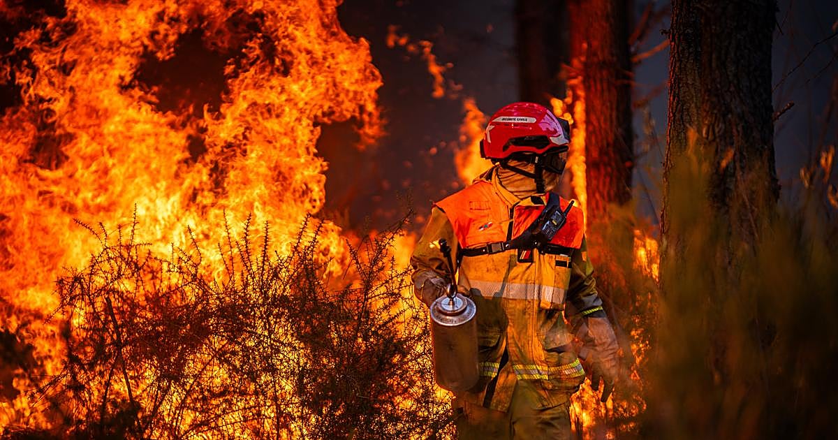 Detenidas más de 400 personas, incluidos 156 menores, por su implicación en algunos de los 14.000 incendios en Francia