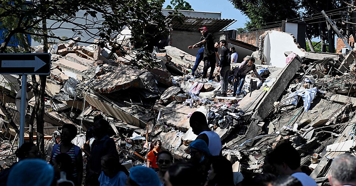 Decenas de muertos tras un terremoto de 7,4 que sacude el eje cafetero de Colombia