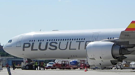 Más de 300 pasajeros varados en Brasil tras un fallo técnico en un vuelo de Buenos Aires a Madrid
