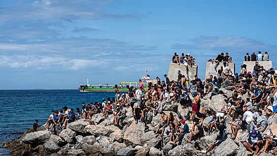 Un grupo de hackers publica datos de 70.000 espías marroquíes y amenaza con divulgar los nombres de quienes «coordinaron el plan de Ceuta»