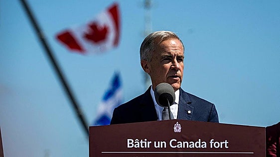 Canadá responde a la guerra comercial de Trump y anuncia aranceles de hasta el 50% para EE.UU.