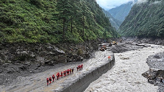 Nepal, en alerta ante el «alto riesgo» de nuevas inundaciones