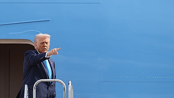La toma del petróleo venezolano sella la alianza entre Trump y Delcy