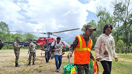 El lodo asfixia toda esperanza en Nepal
