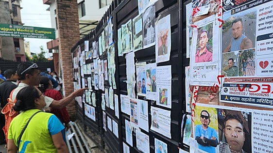 Las morgues colapsan en Nepal: cientos de cadáveres sin identificar y miles de desaparecidos