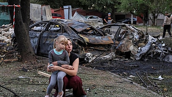 Rusia multiplica los ataques con drones sobre Ucrania y deja al menos 12 muertos