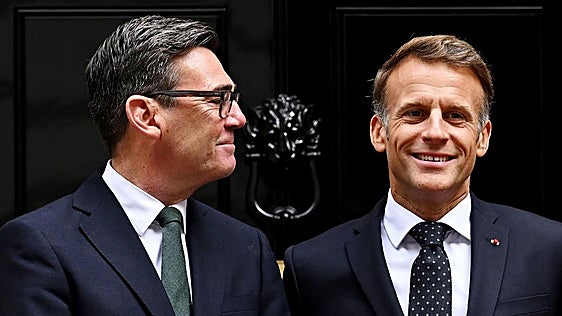 Burnham y Macron reivindican una relación más estrecha entre Londres y Europa en su primer encuentro bilateral