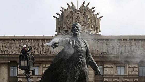 San Petersburgo cada vez se parece más a Leningrado