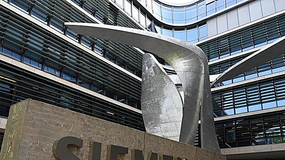 Los empresarios alemanes muestran su preocupación ante la pérdida de inversión y talento extranjero con la victoria de AfD