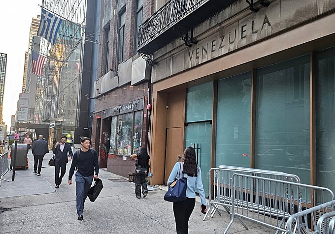 Exterior del Consulado de Venezuela en Nueva York en la actualidad