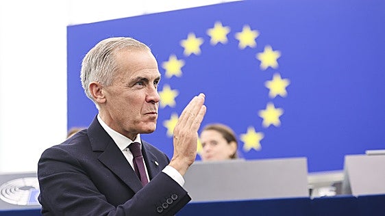 La UE y Canadá desafían a Trump con su plan de asociación: «Serviría de faro para otras democracias»