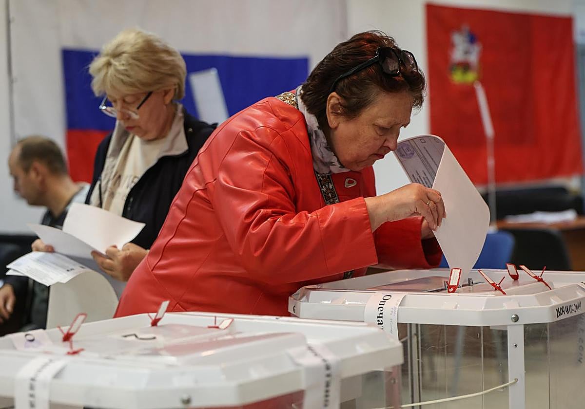 United Russia Secures Contested Vote