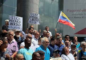 Los venezolanos protestan ante la legitimación internacional de Delcy: «No la elegimos y no nos representa»