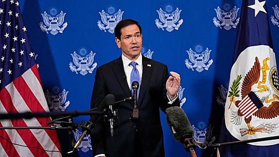 «Estamos al mando de Venezuela»: las maniobras de EE.UU. contra el regreso de Machado