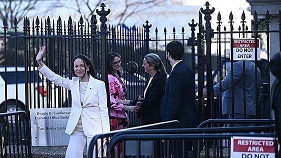 La presión de Machado devuelve las elecciones al centro de la agenda de Trump