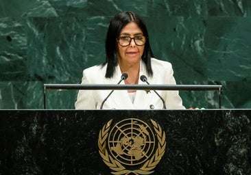 Delcy promete ante la ONU que habrá elecciones, pero que ella asumirá la transición política