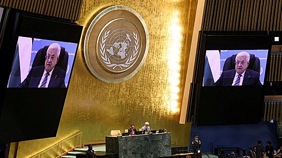 Abás denuncia la inacción de la comunidad internacional para ayudar a los palestinos