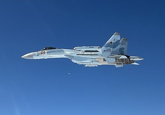 Caza ruso interceptado por los Gripen suecos y F18 finlandeses hoy