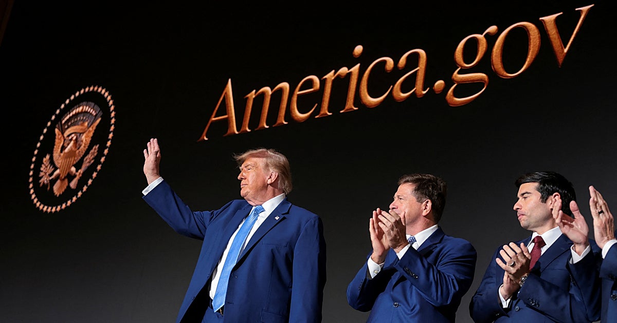 Trump convierte la inteligencia artificial en la nueva carrera con China