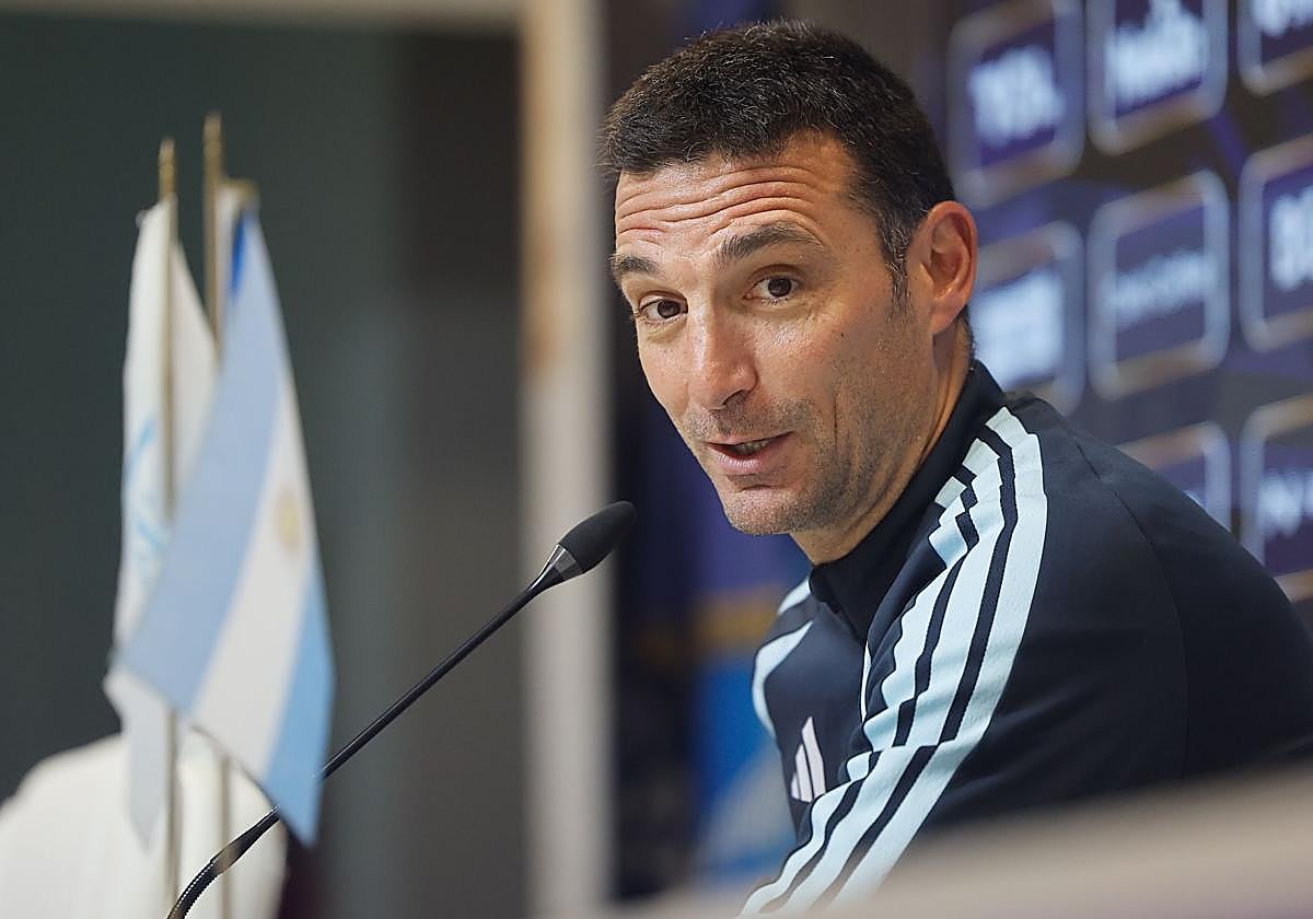 Scaloni: «Entre todos tenemos que suplir lo que Messi nos daba»