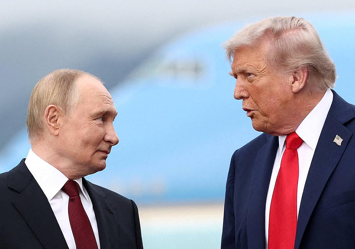 Putin, «listo» para hablar de nuevo con Washington y Kiev, mientras Zelenski se abre a «congelar» el frente