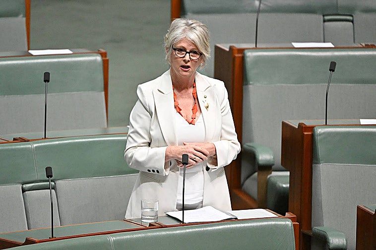 La diputada australiana atropellada pierde las piernas y la familia del presunto agresor se declara amiga de la víctima
