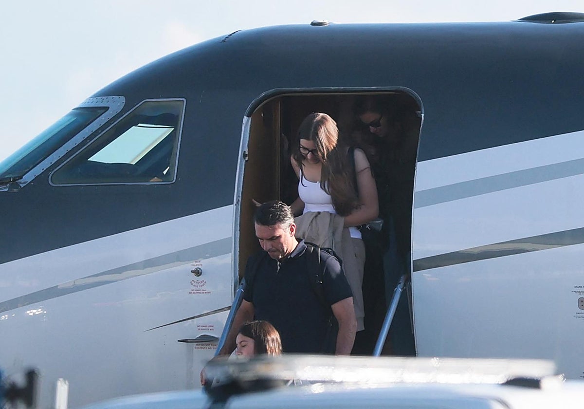 Flávio Bolsonaro llega a Miami tras salir de Brasil con un pasaporte italiano