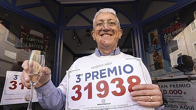 Si vas a Santiago de Compostela en diciembre y quieres ganar la Lotería de Navidad: la administración que más premios reparte