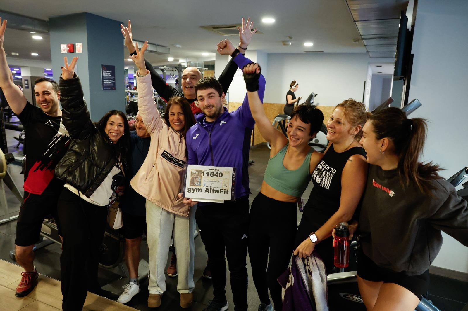 Celebración del tercer premio en un gimasio de Bilbao