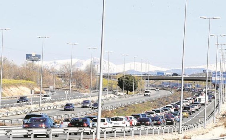 En España hay ya casi 30 millones de coches