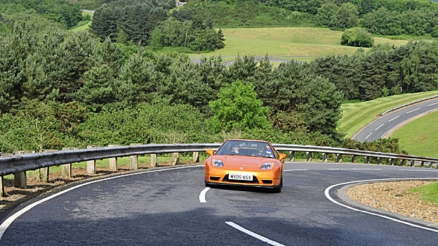 Su excelente comportamiento trasluce un cuidados trabajo de puesta a pinto en circuito