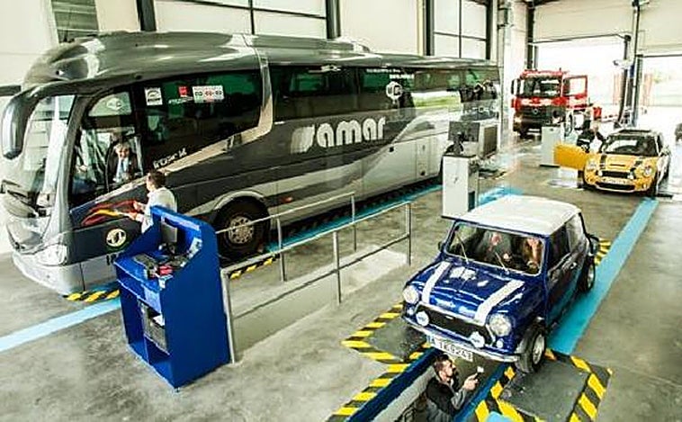Los controles de seguridad que pasan los autobuses que llevan a tus hijos al colegio