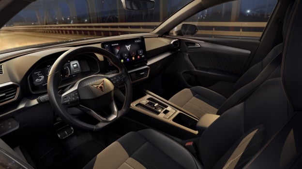 Interior del Cupra León