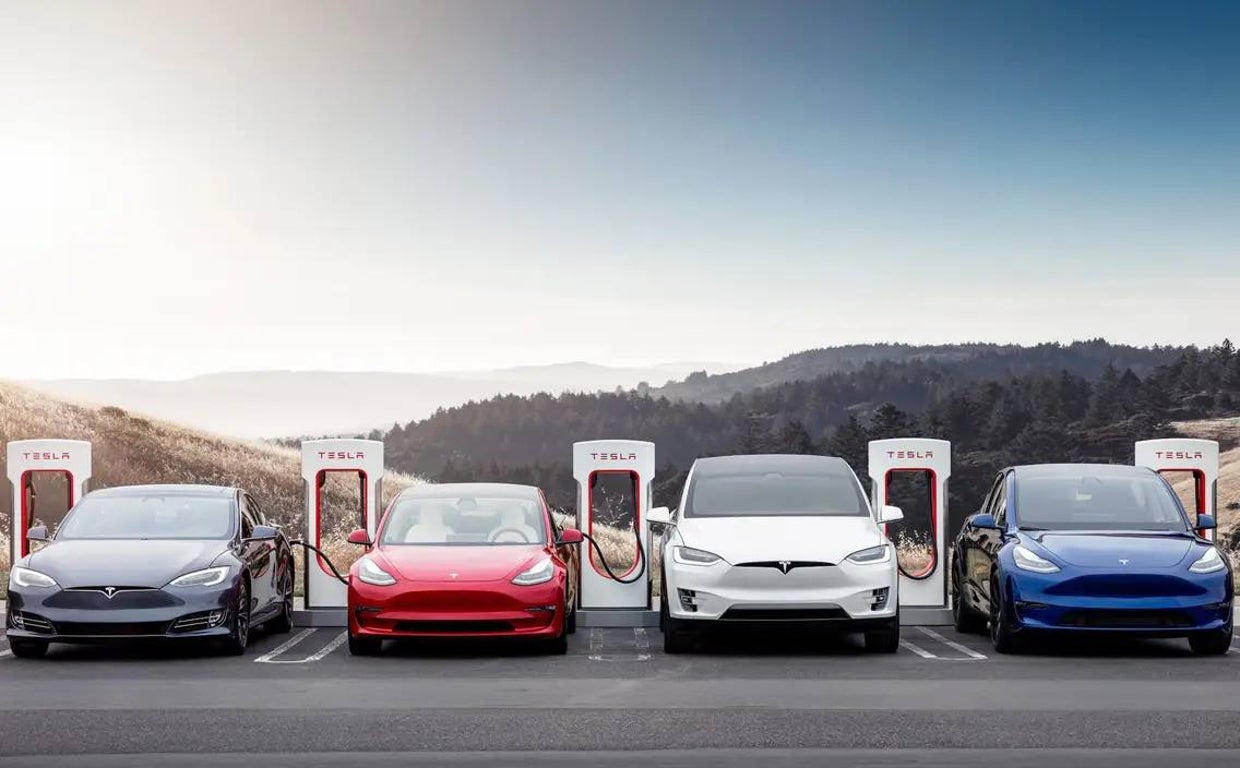 La gama de vehículos Tesla, los Model S, 3, X, Y