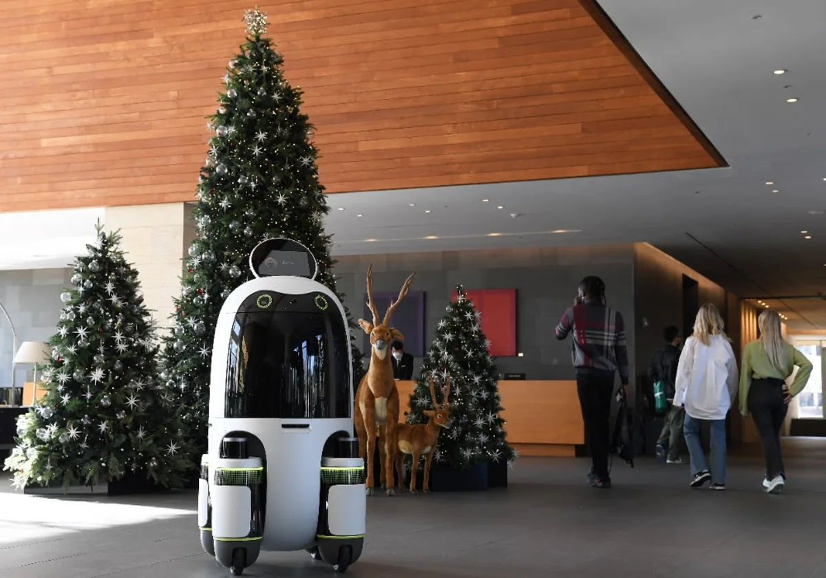 These are the autonomous robots that will take your purchases home