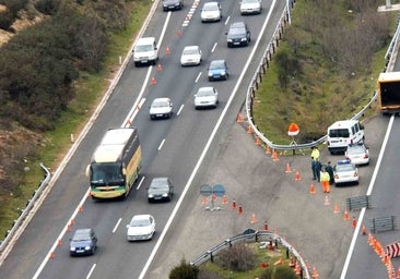 Cómo hay que reaccionar si otro vehículo nos acosa en la carretera