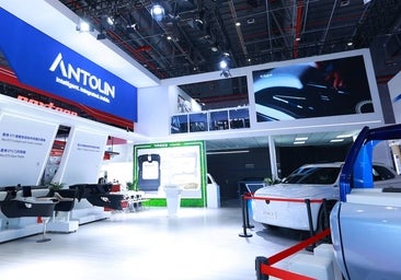 Antolín lleva al Salón de Shanghái la tecnología española más puntera
