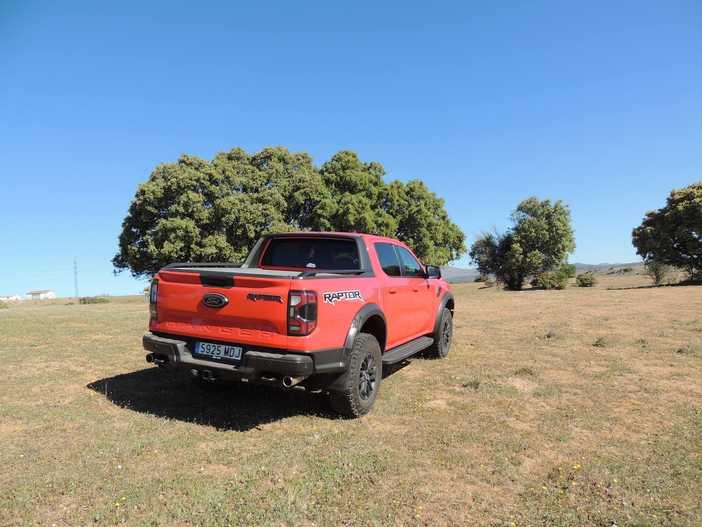 El Ranger Raptor el primer vehículo de la historia que se presentó en una feria de juegos de ordenador -en 2018, en la Gamescom de Alemania- y desde entonces ha aparecido en numerosos videojuegos, como el Forza Horizon 4 para Xbox.