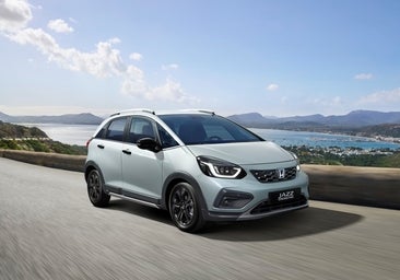 Honda renueva el Crosstar e:HEV