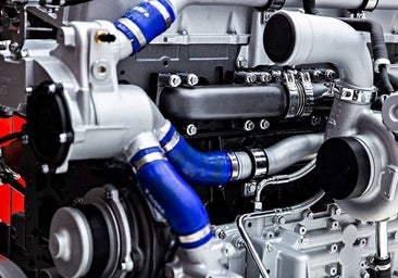 Europa rebaja los límites de emisiones para facilitar la transición hacia el coche limpio