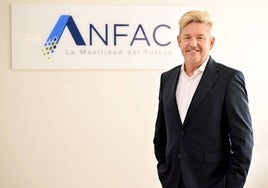 Wayne Griffiths renueva por un año como presidente de Anfac