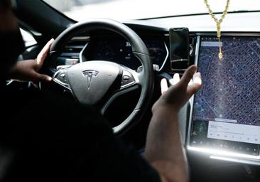 La DGT permitirá a los menores conducir acompañados desde los 17 años